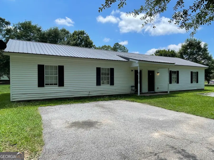 156 S Johnson Street, Newborn, GA 30056 - #3