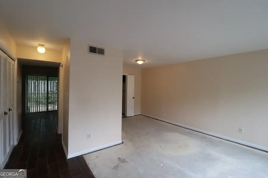 5650 So. Monte Vista Drive, Atlanta, GA 30331 - #2