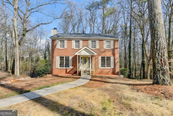 5362 Milieo Place Sw, Lilburn, GA 30047