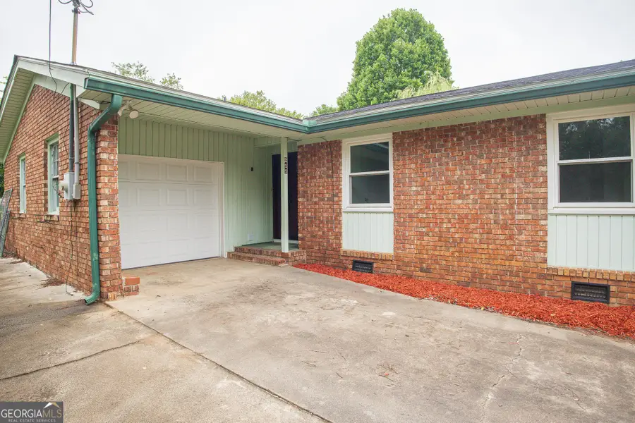 211 Sunnydale Drive, Warner Robins, GA 31088 - #3