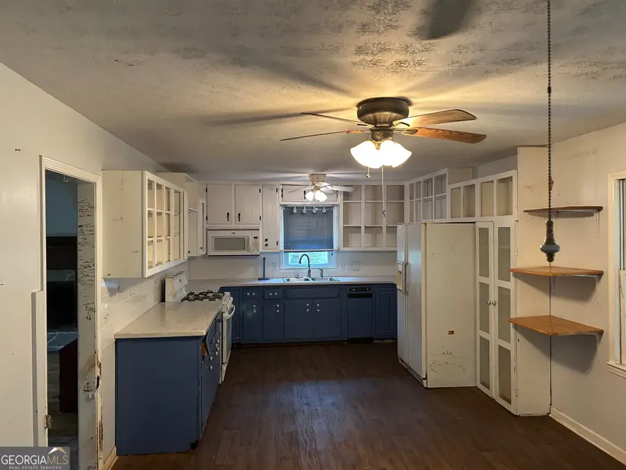 76 West Wedgewood Circle, Newnan, GA 30263 - #2