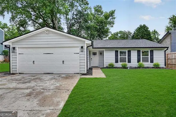 10375 Worthington Hills Manor, Roswell, GA 30076