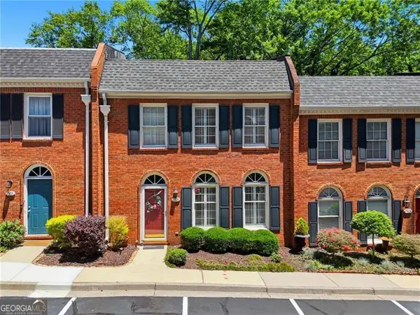 7505 Saint Charles Square #C8, Roswell, GA 30075