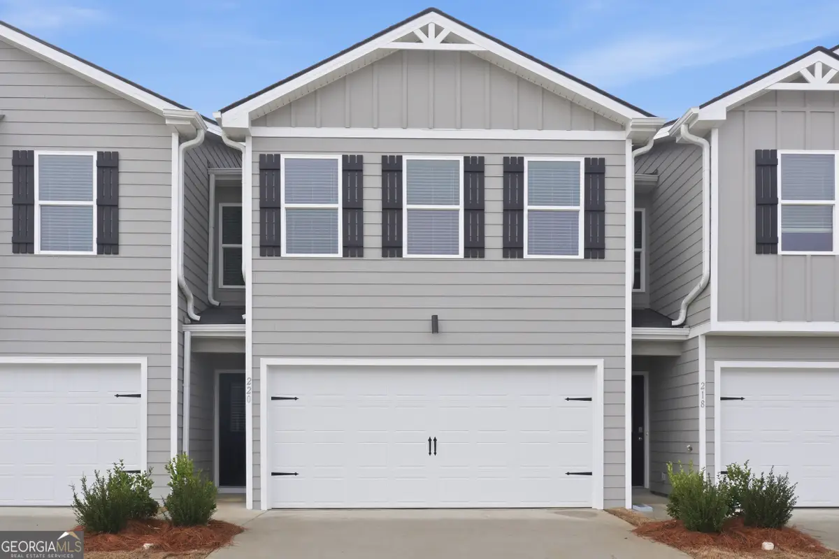 220 Norchester Avenue, Hogansville, GA 30230 - #1