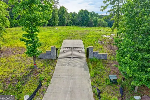 535 Penny Lane, Loganville, GA 30052