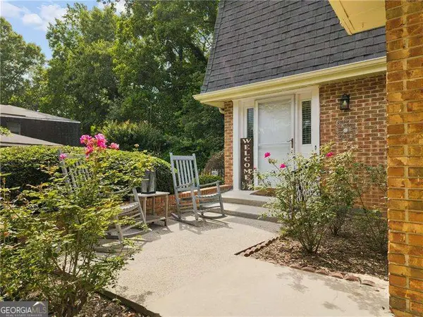 6500 Gaines Ferry Road #G-1, Flowery Branch, GA 30542