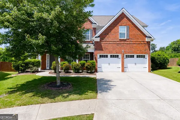 820 Sapphire Lane, Sugar Hill, GA 30518