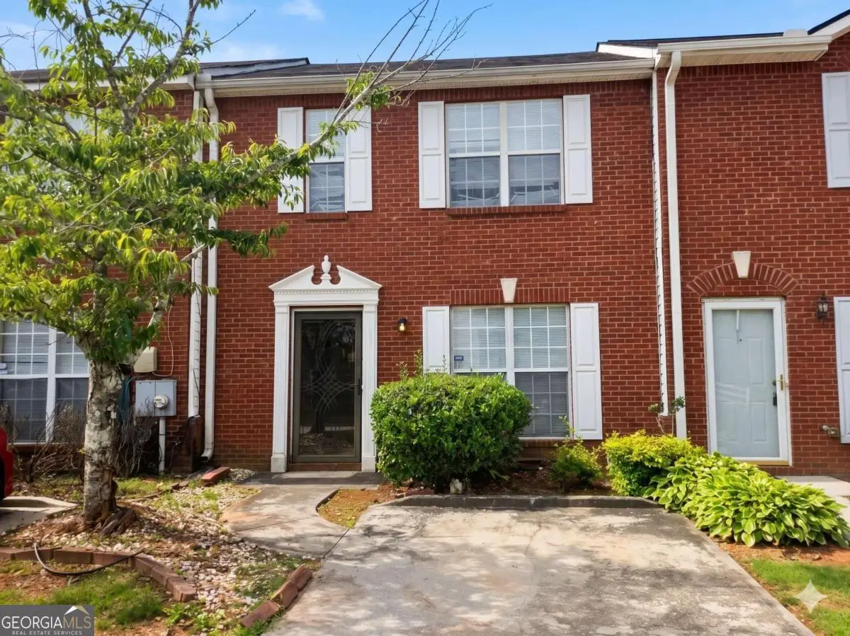 5737 Strathmoor Manor Circle, Lithonia, GA 30058 - #1