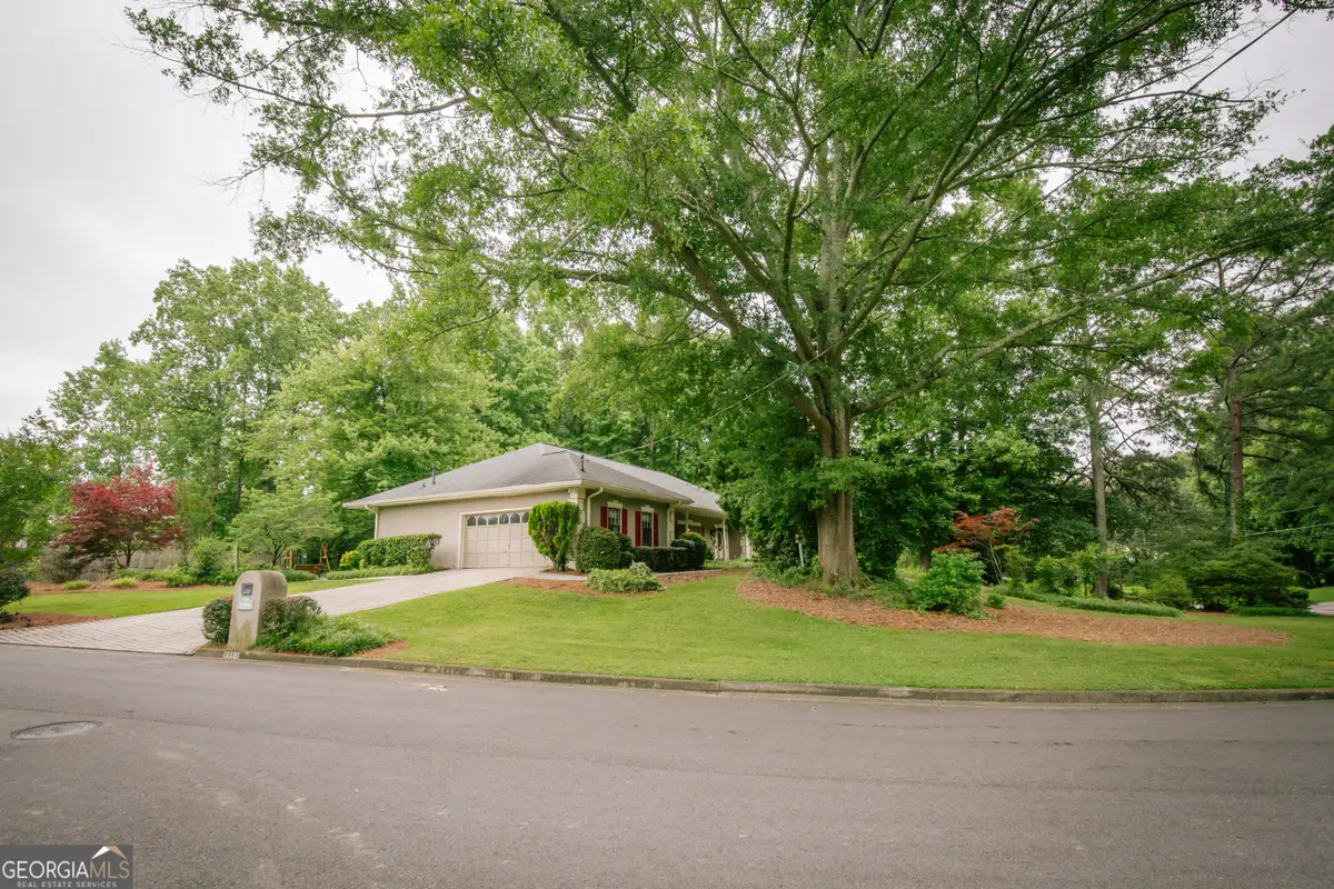 6960 Northgreen Drive, Sandy Springs, GA 30328 - #1