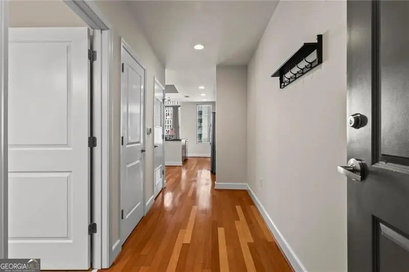 44 Peachtree Place Nw #1628, Atlanta, GA 30309 - #3