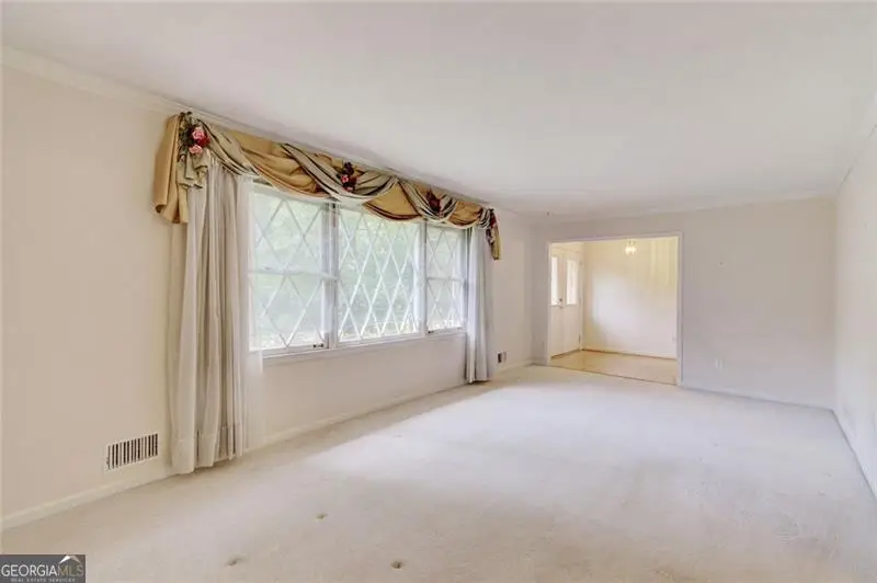 4607 Sudbury Road, Dunwoody, GA 30360 - #3