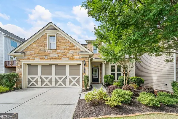 1305 Roswell Manor Circle, Roswell, GA 30076