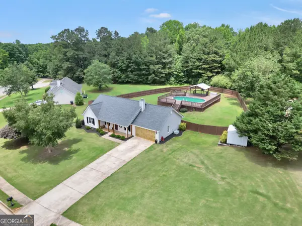 156 Meadow View Drive, Jackson, GA 30233