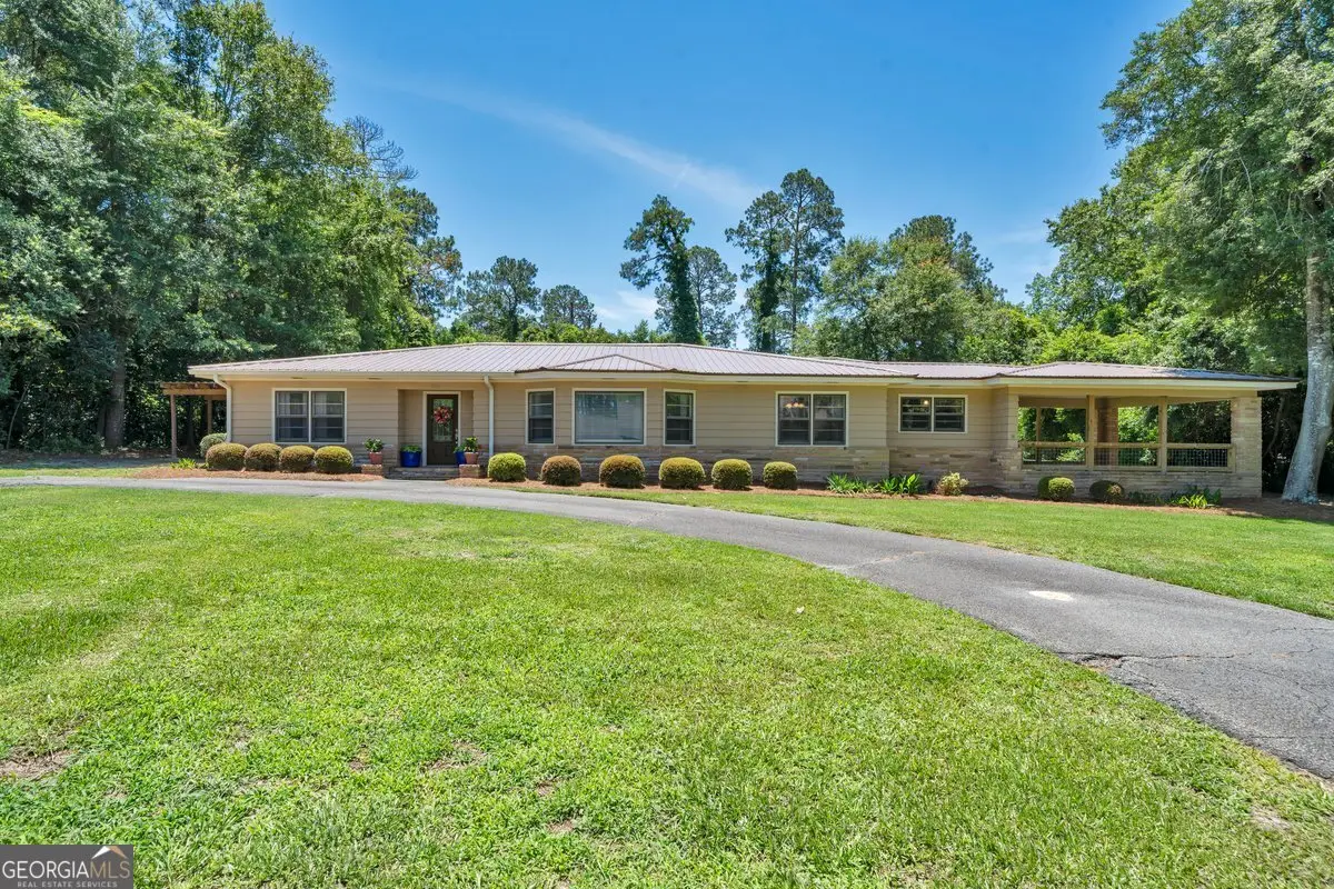 1010 E 22nd Avenue, Cordele, GA 31015 - #1