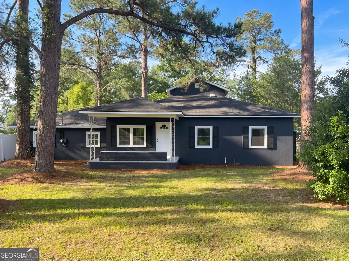 601 Community Drive, Waycross, GA 31501 - #1