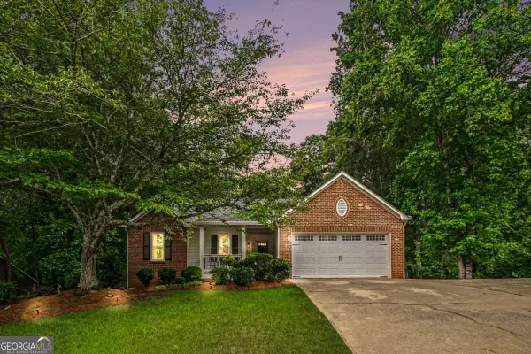 6008 Woodcreek Drive, Woodstock, GA 30188