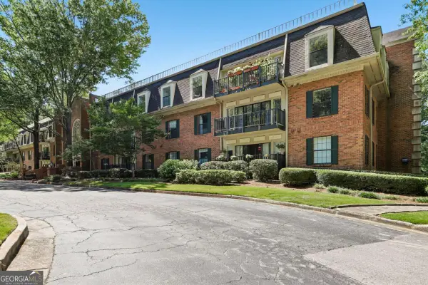 26308 Plantation Drive Ne, Atlanta, GA 30324