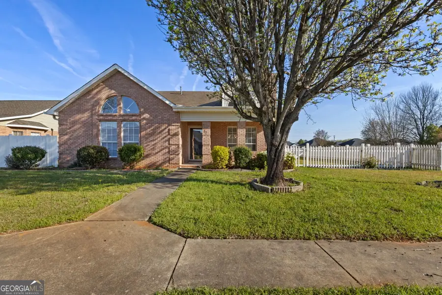 87 Park Ln, Warner Robins, GA 31093 - #2