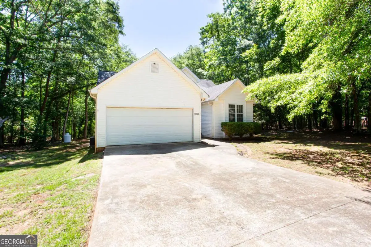 8071 Beachwood Drive, Murrayville, GA 30564 - #1