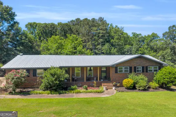 101 W Hendricks Street, Bowman, GA 30624