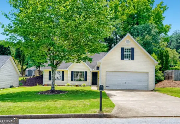 633 Effie Drive, Lawrenceville, GA 30045