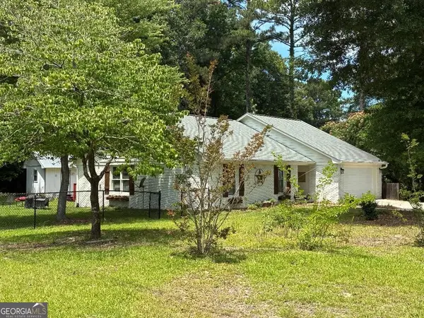 1124 Granite Lane, Loganville, GA 30052