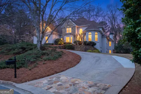 10640 N Edgewater Place, Johns Creek, GA 30097