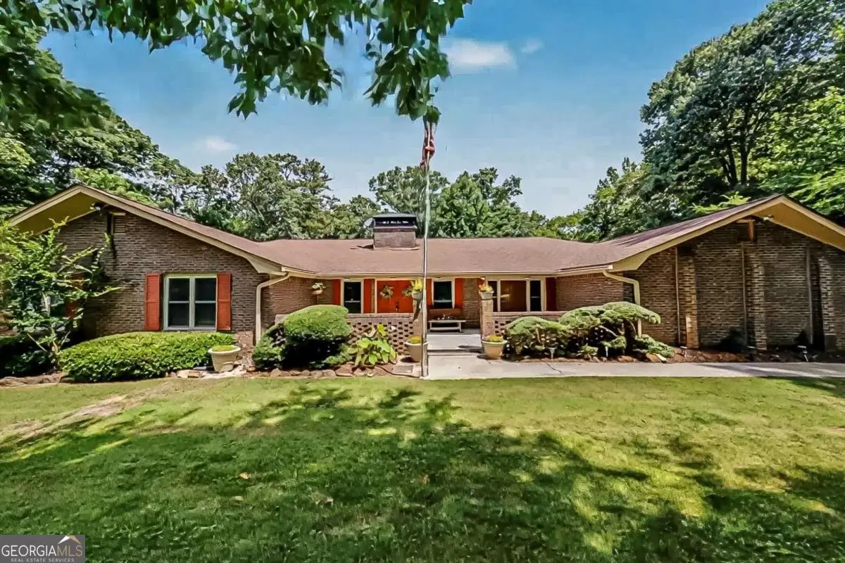 124 Shadow Lake Drive Sw, Lilburn, GA 30047 - #1