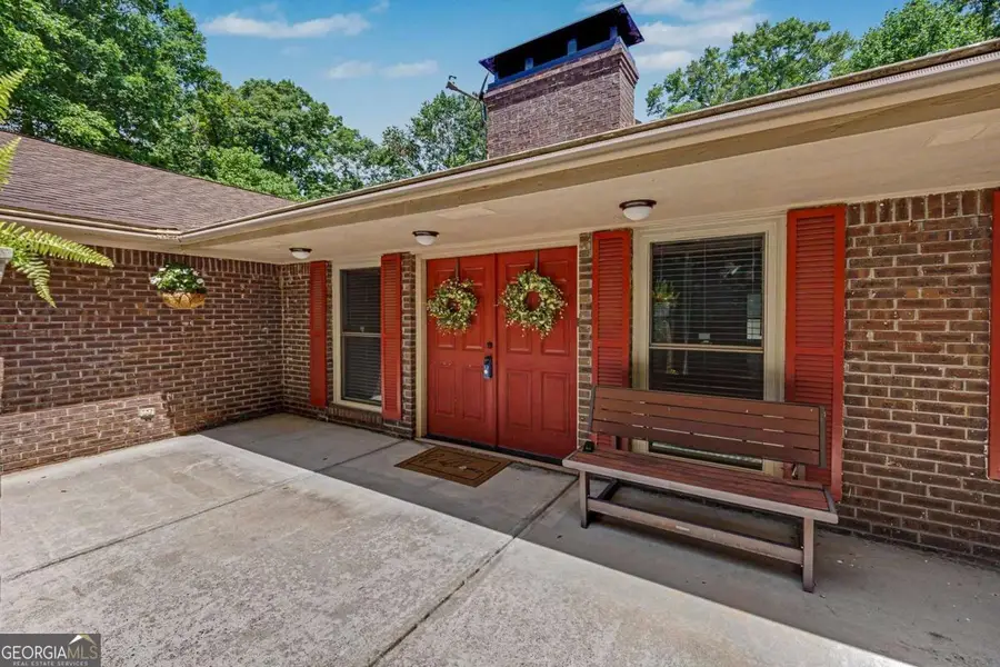 124 Shadow Lake Drive Sw, Lilburn, GA 30047 - #2