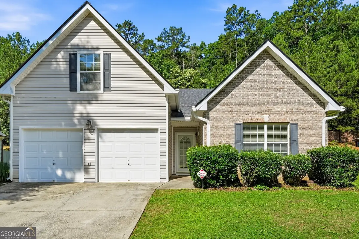 6141 Redtop Loop, Fairburn, GA 30213 - #1