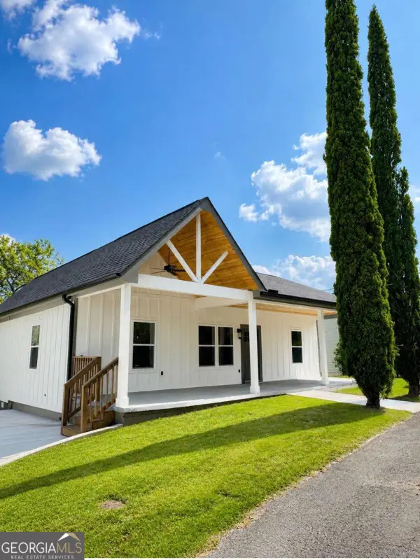130 E Railroad Avenue, Alto, GA 30510