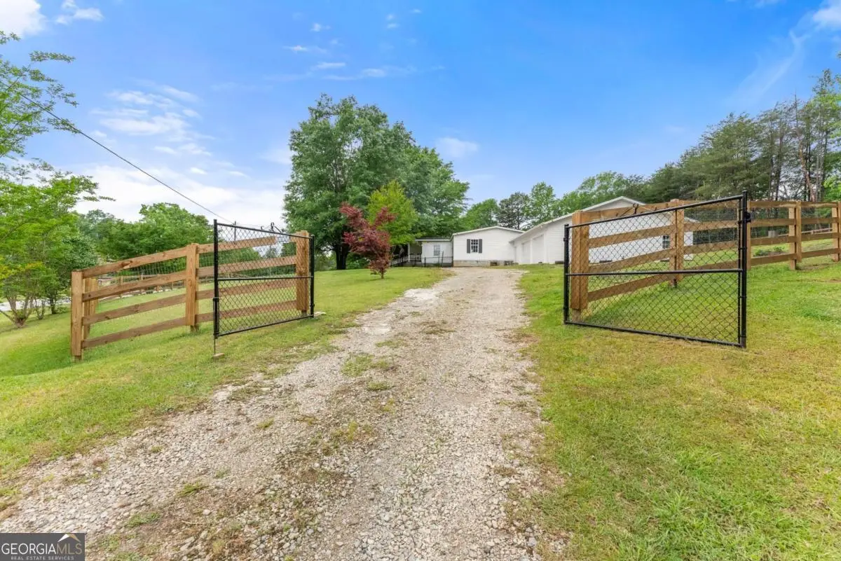 1533 Scenic Drive, Toccoa, GA 30577 - #1