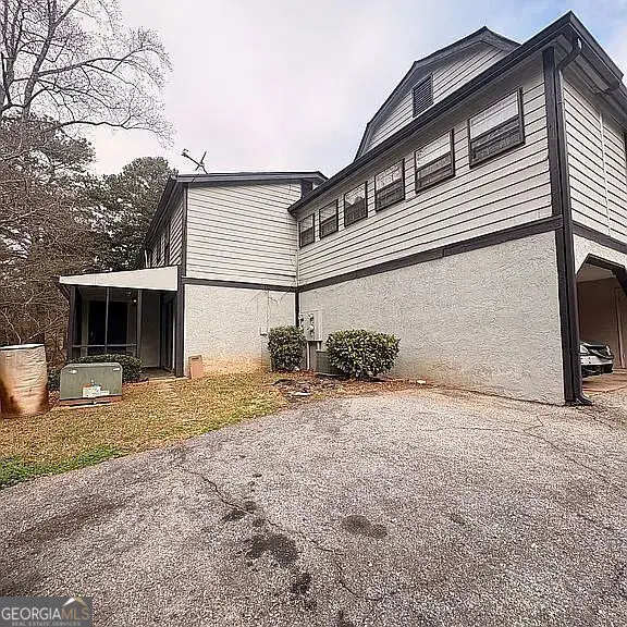1427 Stone Mill Trace, Stone Mountain, GA 30083