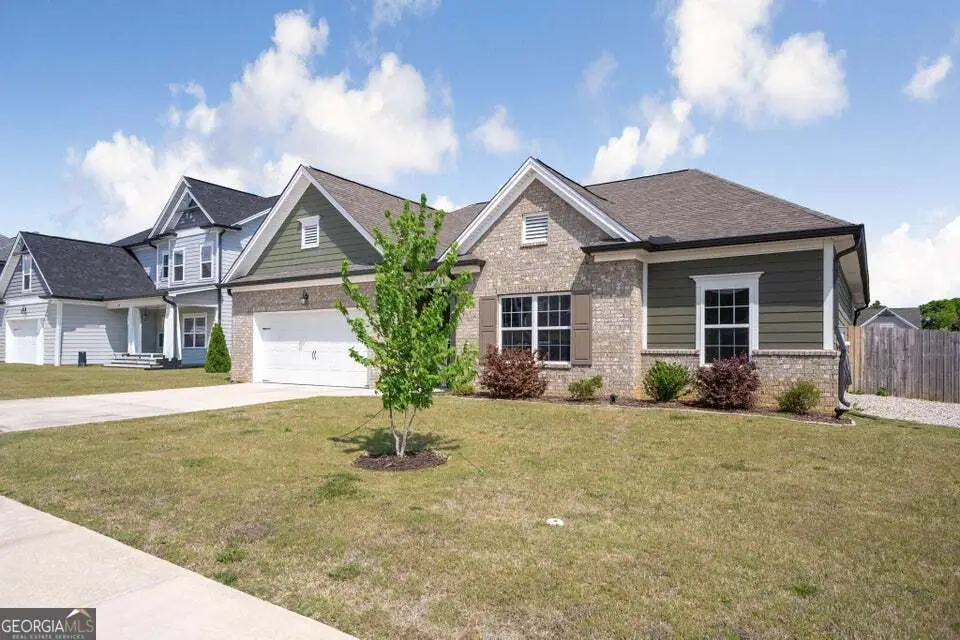 31 Winchester Drive, Rossville, GA 30741 - #1