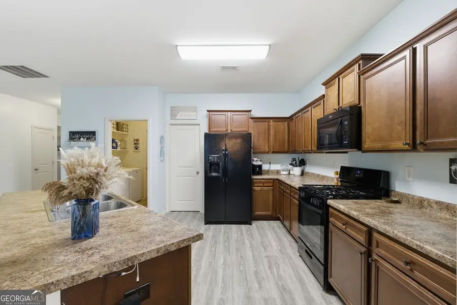 1048 Sutherland Drive, Winder, GA 30680 - #3