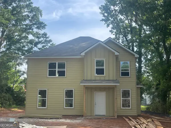 11 E Reynolds Street, Newnan, GA 30263