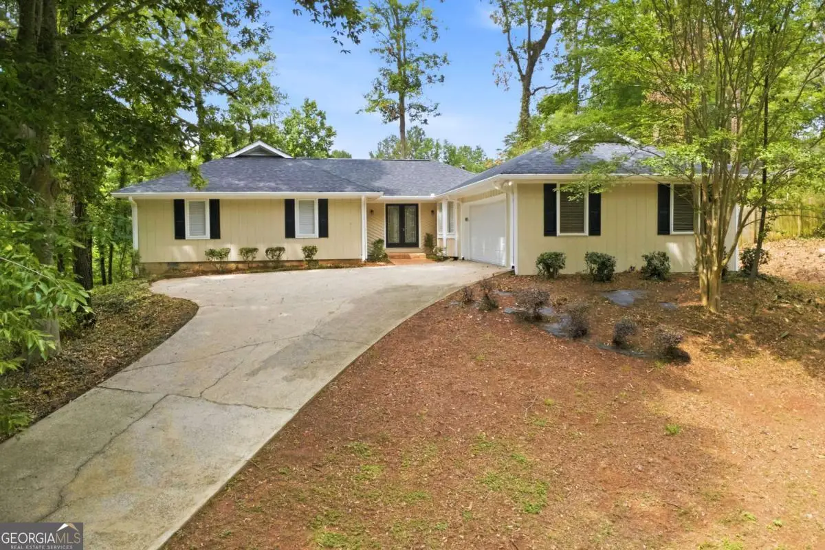 495 Knoll Woods Drive, Roswell, GA 30075 - #1