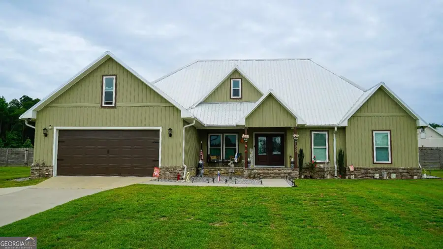 1030 Paris Avenue, Swainsboro, GA 30401 - #2
