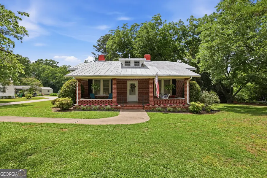 115 S Broad Street, Bowman, GA 30624 - #2