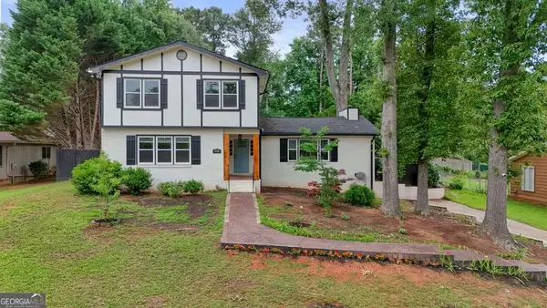 695 Shannon Green Circle Sw, Mableton, GA 30126