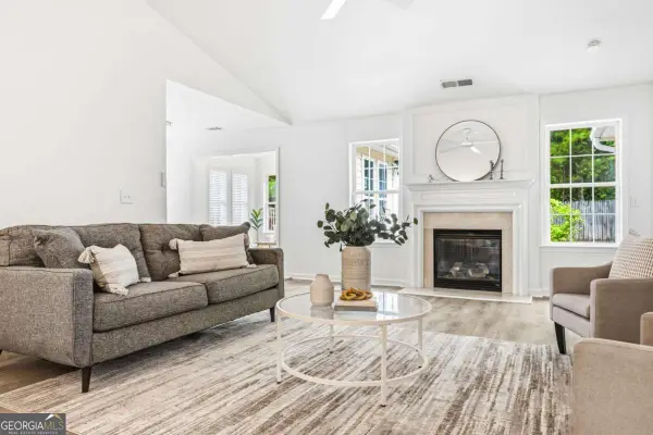 5170 Centennial Creek View Nw, Acworth, GA 30102