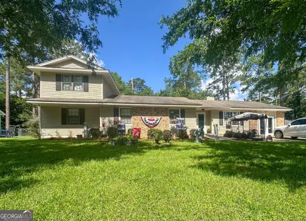 2608 Davis Avenue, Tifton, GA 31794