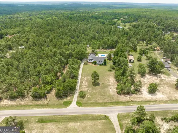 1322 Hamlin Road, Lizella, GA 31052