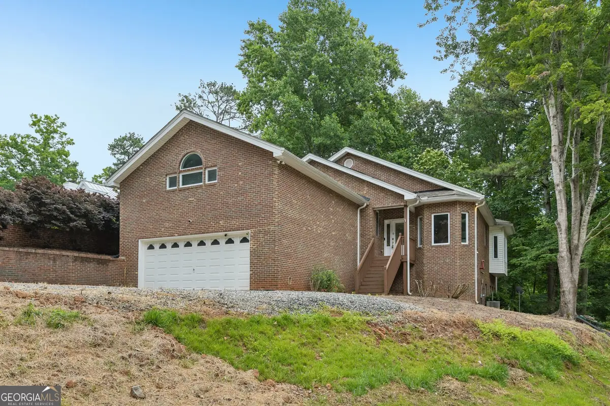 6137 White Oak Drive, Flowery Branch, GA 30542 - #1
