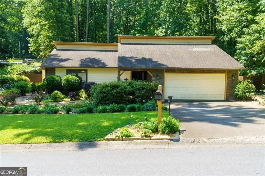 1211 Wade Green Circle Nw, Acworth, GA 30102 - #1