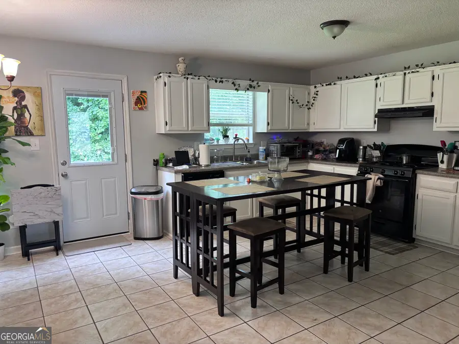 7161 New Dale Road, Rex, GA 30273 - #2