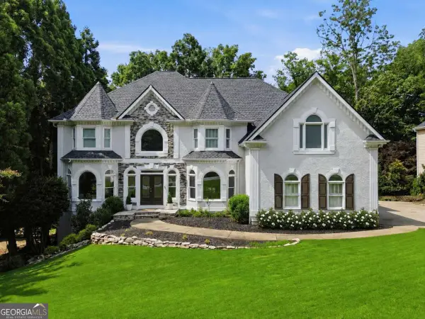 422 Lovingood Landing Drive, Woodstock, GA 30189