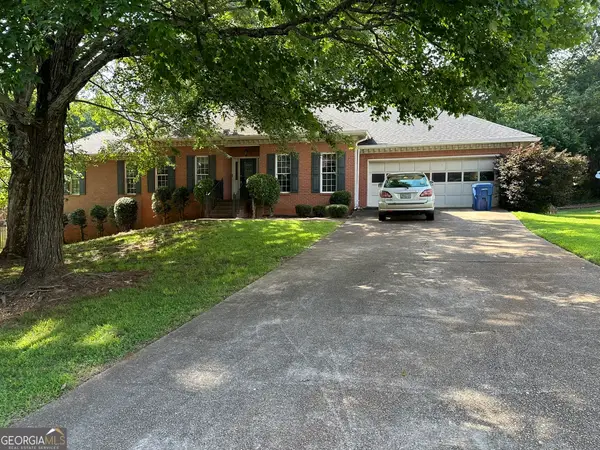 823 Austin Court, Lawrenceville, GA 30046