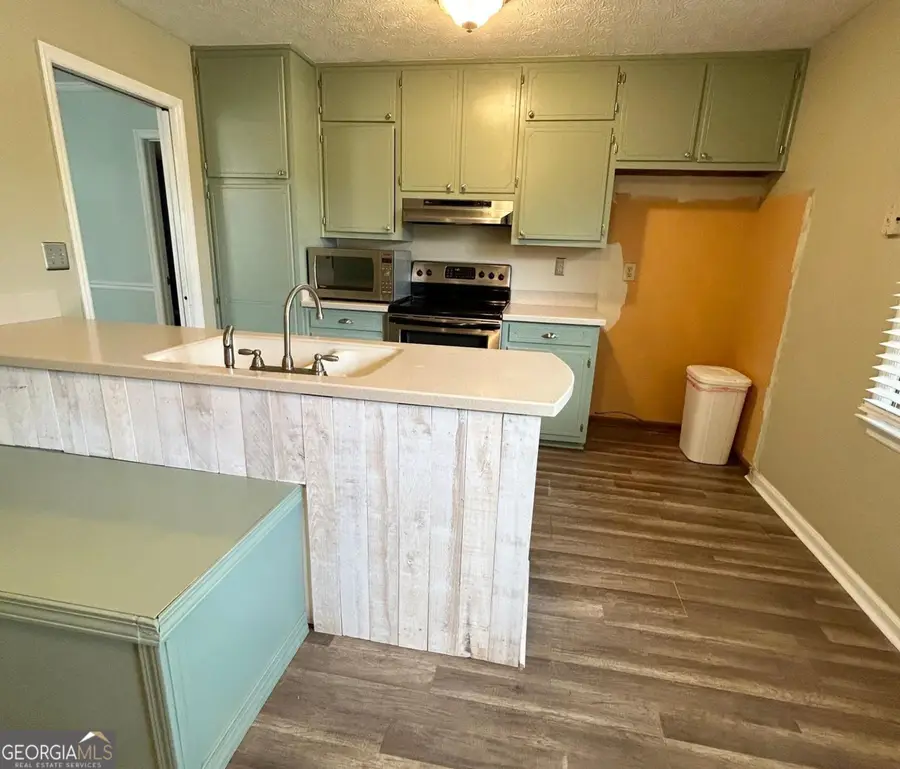 733 Fallowfield Drive, Loganville, GA 30052 - #3