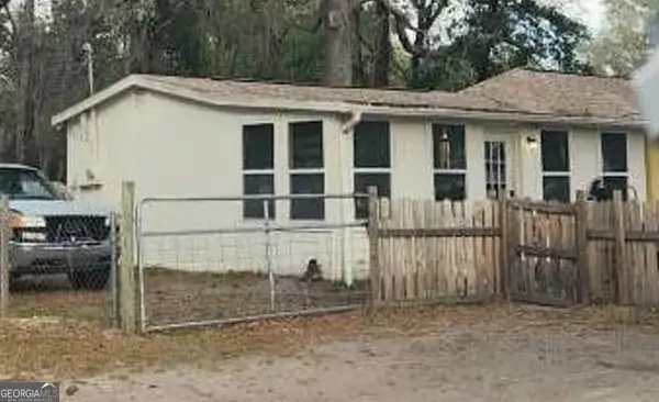 3015 NE 146th Court, Silver Springs, FL 34488